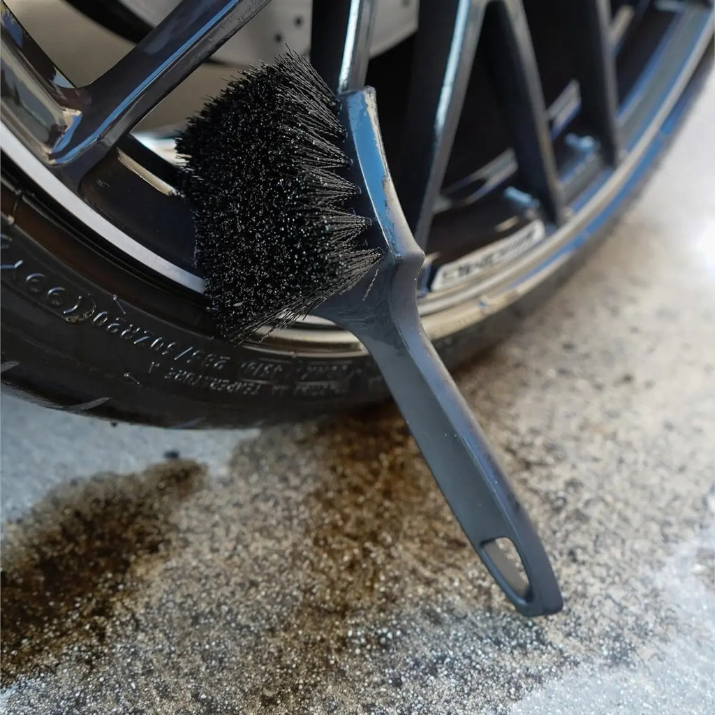 Cepillo Rigido Llantas Auto Limpieza Profunda Premium